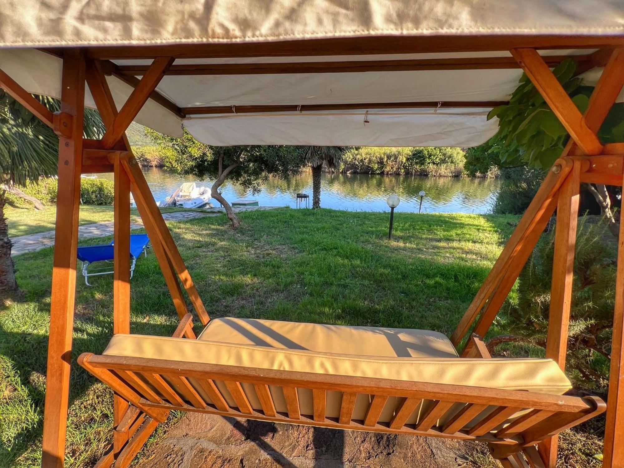 Exclusive Riverside House In The Center Of Bosa - Private Garden And Parking" Bosa Apartments Exterior photo
